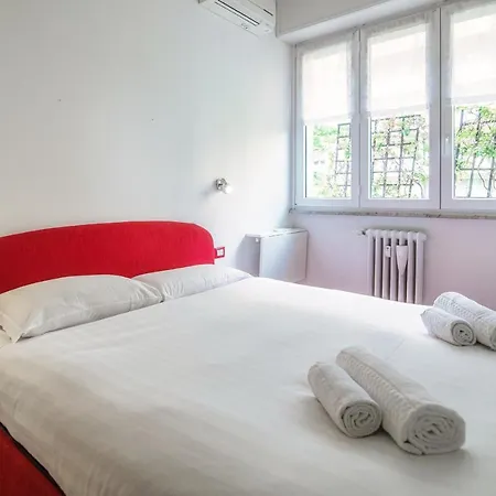 Altido Bright Life W/2 Balconies Apartment *