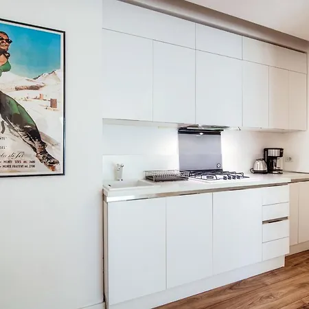 Altido Bright Life W/2 Balconies Apartment *
